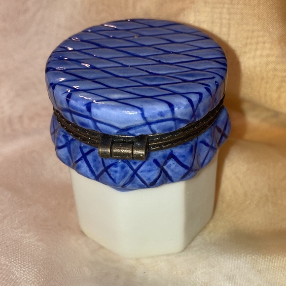 NEW APPLES JAM JAR HINGED CERAMIC TRINKET BOX - UNSIGNED  - NEW WITHOUT TAG - Picture 6 of 11